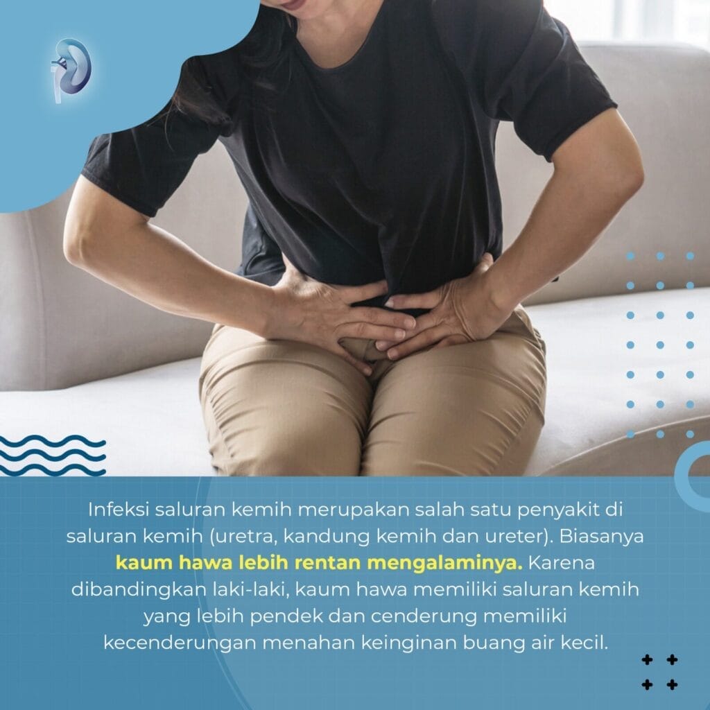 Seorang wanita duduk di sofa sambil memegang perut bagian bawahnya dengan rasa tidak nyaman, menggambarkan gejala infeksi saluran kemih. Teks bahasa Indonesia di bawah ini memberikan penjelasan tentang Konsep Otomatis terkait kondisi tersebut.